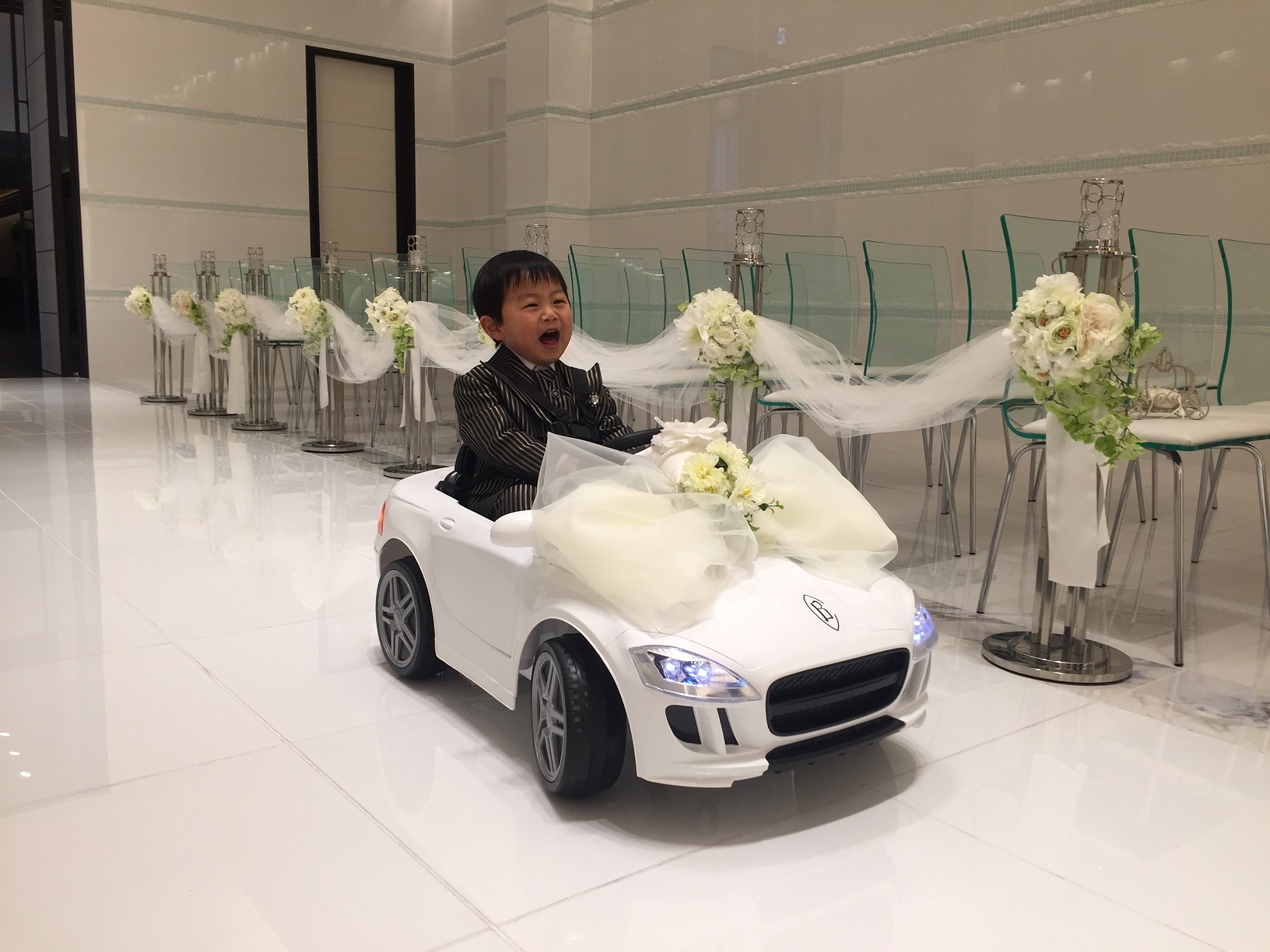 49％割引ホワイト系宅配便配送 電動乗用ラジコンカー 結婚式 ウェディング スーツ/フォーマル/ドレスホワイト系-OTA.ON.ARENA.NE.JP