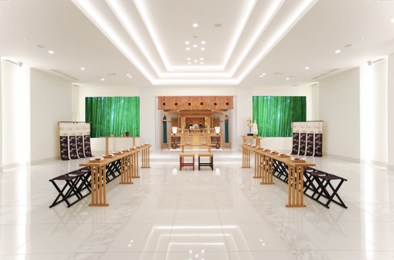 公式 富山のガーデンウエディング インペリアルウイング富山迎賓館 富山の結婚式場 迎賓館 白い 郊外型 専門式場 ベルクラシックグループ